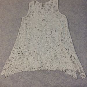 Mossimo womans S/P white polyester v neck tunic